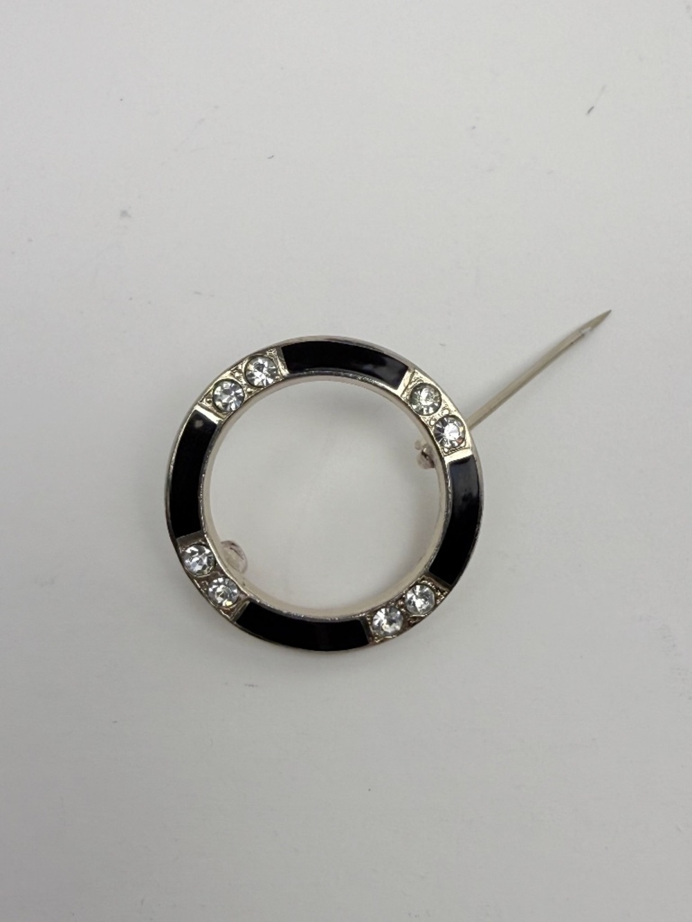 Vintage, Art Deco Enameled Silvertone Circle Brooch/Pin with Rhinestones - Picture 2 of 9
